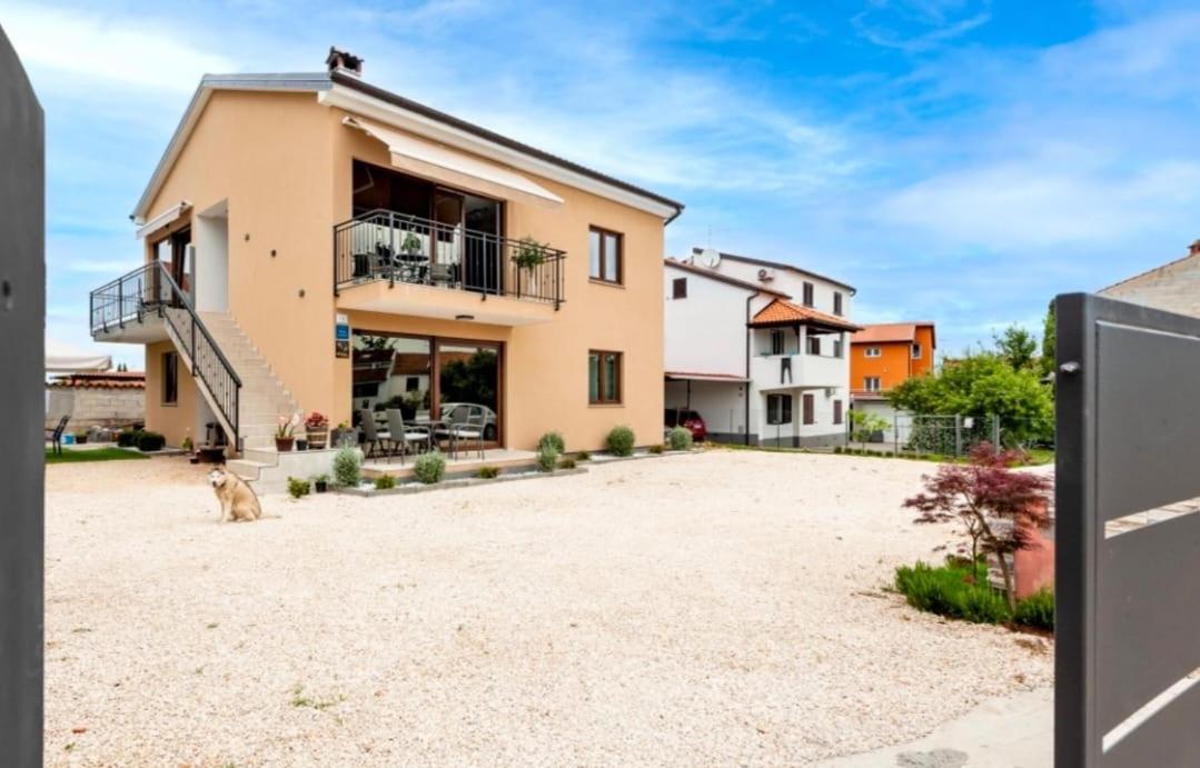 Apartman Lorena Rovinj Eksteriør billede